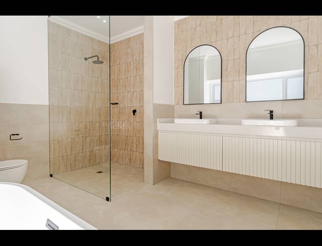 4 BEDROOM HOUSE FOR SALE IN BRYANSTON